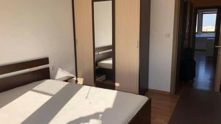 Тристаен Наеми, Дружба 2, София (3)