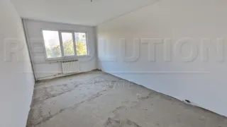 Тристаен Продажби, Мусагеница, София