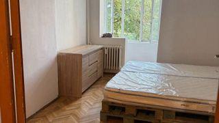 Тристаен Наеми, Център- пл.Македония, София (4)
