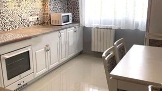 Тристаен Наеми, Медицинска академия, София (3)