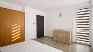 Тристаен апартамент в кв. Гагарин (4)