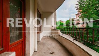Тристаен апартамент в ж.к. Оборище (10)