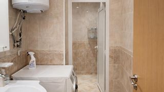 Тристаен апартамент в кв. Каменица 2 (8)