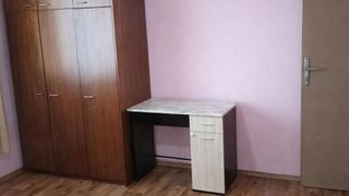 Тристаен Наеми, Банишора, София (2)