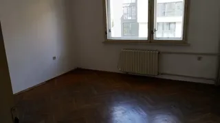 Тристаен Наеми, Манастирски ливади, София (4)