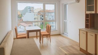 Двустаен Наеми, Погреби, Варна