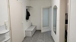 Trei camere Închirieri, Spitalul raional, Varna (9)