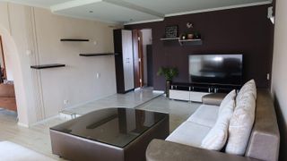 Тристаен апартамент с ПАРКОМЯСТО в кв. Симеоново  (10)