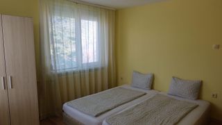 Тристаен апартамент с ПАРКОМЯСТО в кв. Симеоново  (8)