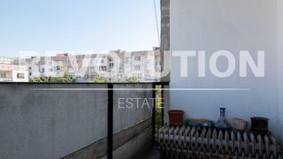 Тристаен апартамент в ж.к. Дружба 1. (9)