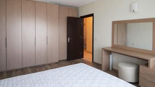Тристаен Наеми, Галата, Варна (5)