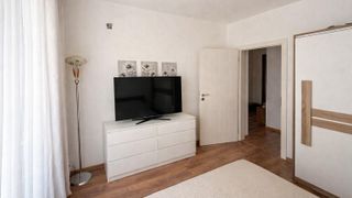 Dreizimmerwohnung Verleih, Der Kühlschrank, Sofia (6)