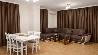 Двустаен апартамент в кв. Кършияка с панорамна гледка (7)