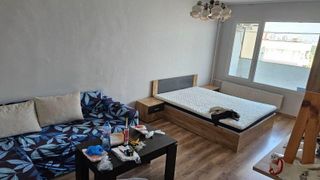 Dreizimmerwohnung Verleih, Schälen, Sofia