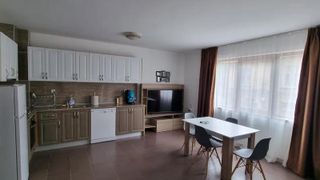 Модерен ДВУСТАЕН апартамент в района на Центъра (3)