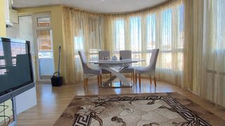 Тристаен апартамент в ж.к. Люлин 8.  (2)