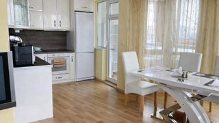 Тристаен апартамент в ж.к. Люлин 8.  (10)