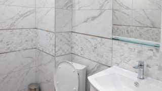Прекрасен ДВУСТАЕН  апартамент в кв. Кючук Париж (7)