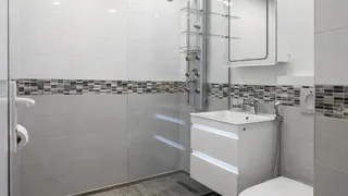 Тристаен Наеми, Център, Варна (6)