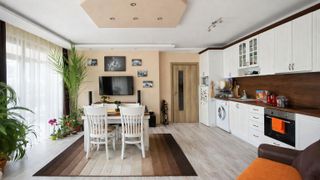 Zwei-Zimmer-Wohnung Verleih, Brise, Warna (3)