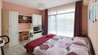 Zwei-Zimmer-Wohnung Verleih, Brise, Warna (5)