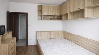 Тристаен Наеми, Център, Варна (4)