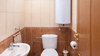 Dreizimmerwohnung Verleih, Kolchosmarkt, Warna (9)