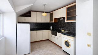 Тристаен апартамент  в гр.Варна, Галата!  (28)