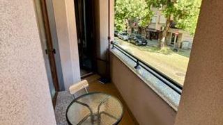 Просторен ДВУСТАЕН апартамент в кв. Мараша