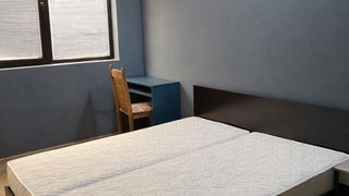Тристаен Наеми, Младост 1, Варна (4)