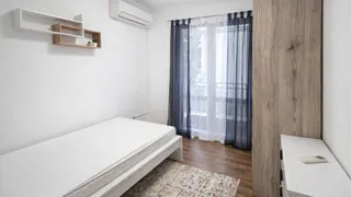 Тристаен Наеми, Конфуто, Варна (7)
