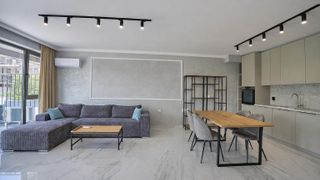 Двустаен апартамент в кв. Христо Смирненски/ С паркомясто в цената!!! (3)
