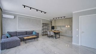 Двустаен апартамент в кв. Христо Смирненски/ С паркомясто в цената!!!