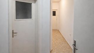 Тристаен Наеми, Център, Варна (9)