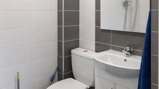 Етаж от къща Наеми, Погреби, Варна (6)