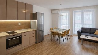 Zwei-Zimmer-Wohnung Verleih, Warna (4)