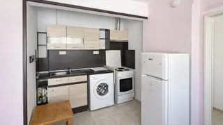 Тристаен Наеми, Център, Варна (3)