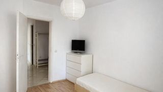 Тристаен апартамент под наем в кв. Кършияка (7)