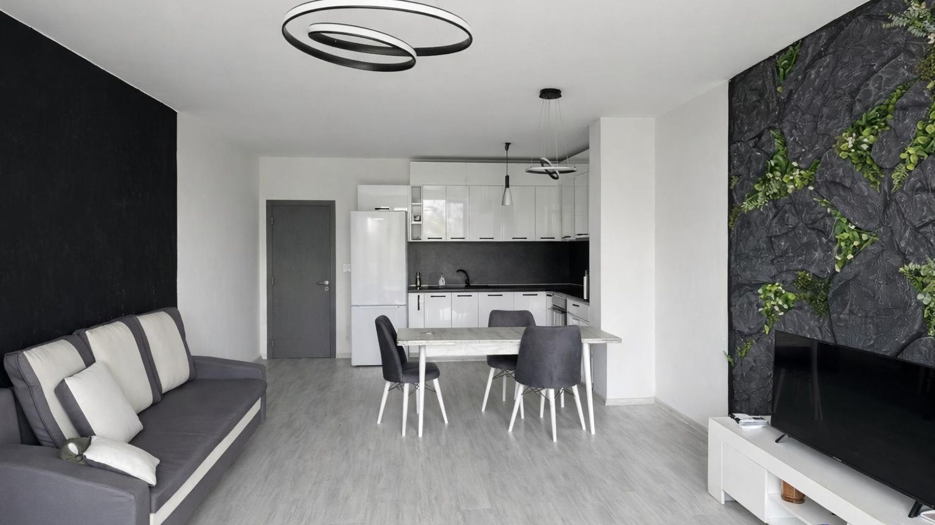 image_1788940998450_598629274244182.jpg