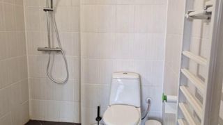Тристаен Наеми, Красно село, София (7)