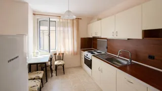 Тристаен Наеми, Кючук Париж, Пловдив (4)