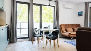 Двустаен апартамент в кв. Каменица 1 (2)