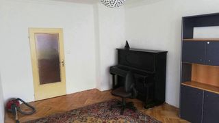 Тристаен апартамент в ж.к. Връбница 1. (4)