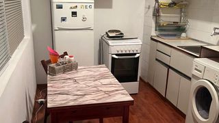 Тристаен апартамент в кв. Кючук Париж (4)