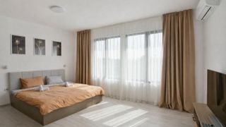 Тристаен Наеми, Център, Варна (5)