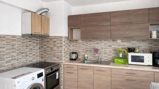 НОВО! Двустаен апартамент в кв. Южен (2)