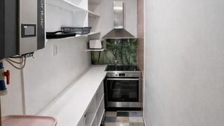 Тристаен апартамент в района на Каменица 1 (4)