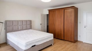 Two-bedroom Rentals, HEI, Varna (3)