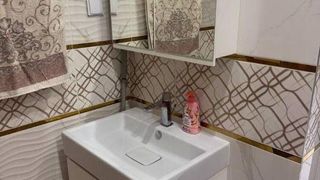 Луксозен ТРИСТАЕН апартамент кв. Южен/ С ДВЕ ПАРКОМЕСТА!!! (7)
