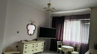 Тристаен Наеми, Център - НДК, София (2)